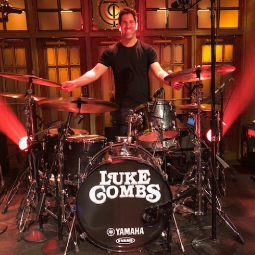 Jake Sommers playing for Luke Combs on SNL