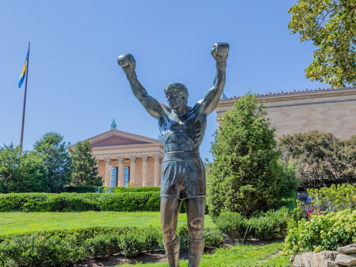 The Rocky Statue outside the PMA
