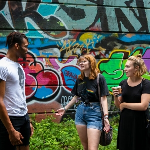 Students explore Philadelphia on a tour of city murals