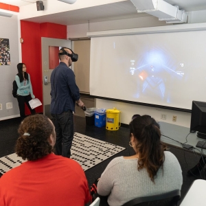 Students test out VR hardware during UArts day.